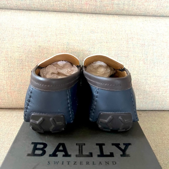 BALLY Men’s rubber-coated spectator driving loafer- EXCELLENT condition